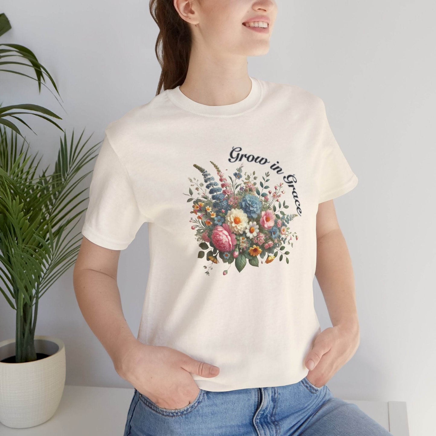 Grow in Grace Tee - FitLife - WellnessOasis